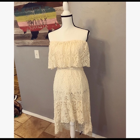 Elan Cream Lace High/Low Dress - Picture 4 of 5